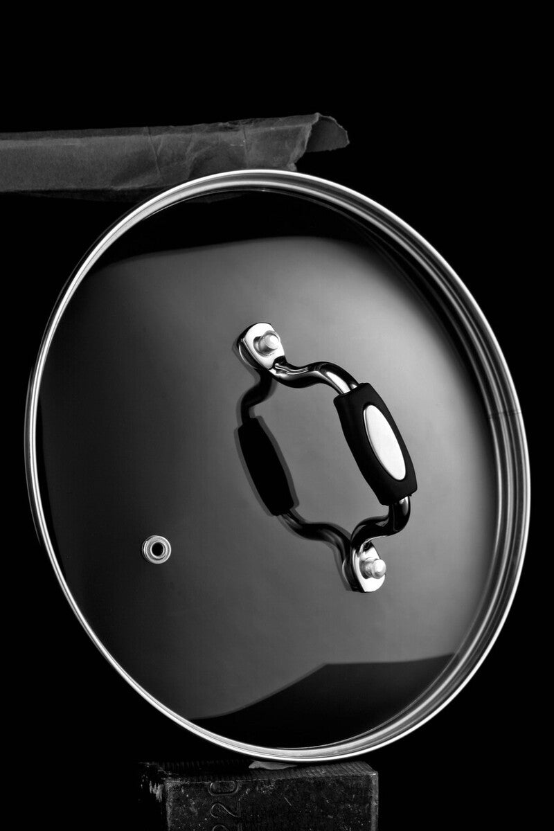 22cm Stainless Steel Chip Pan with Glass Lid and Wire Basket