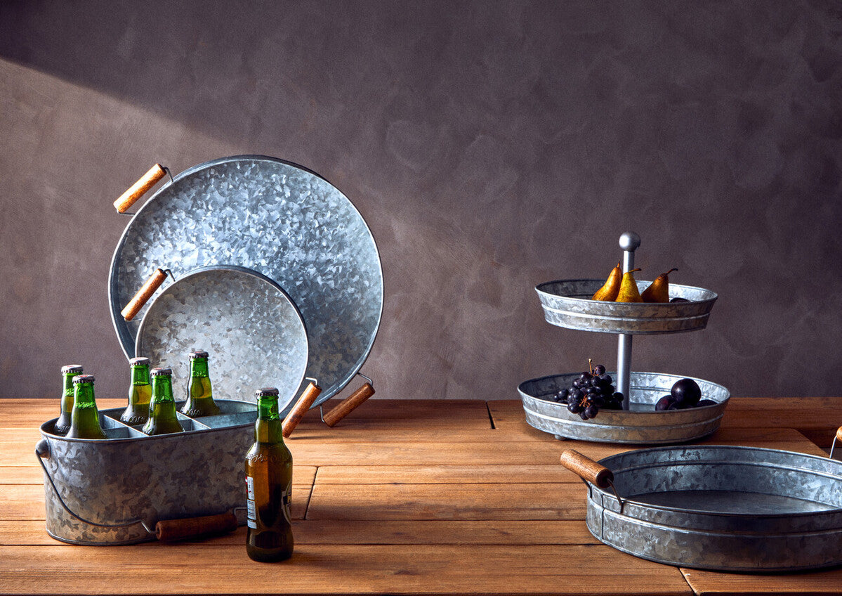 Round Galvanised Steel Tray with Wood Handles