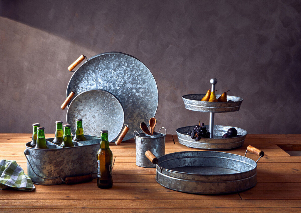 Round Galvanised Steel Tray with Wood Handles