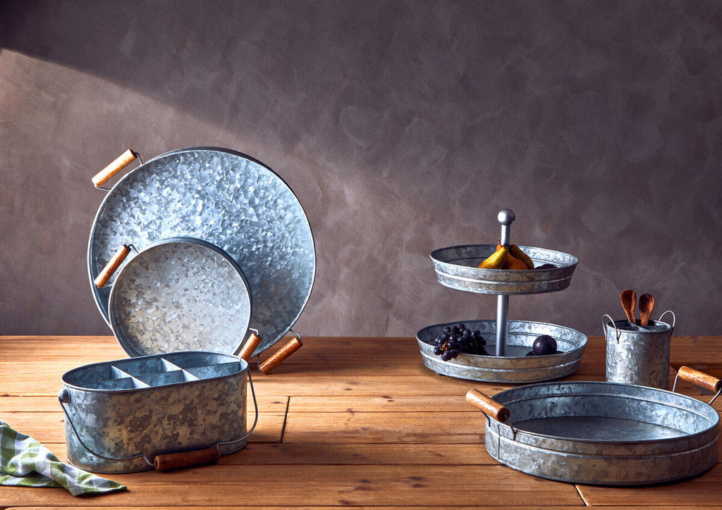 Round Galvanised Steel Tray with Wood Handles