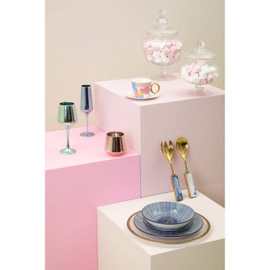 2 Cups and Saucers Set