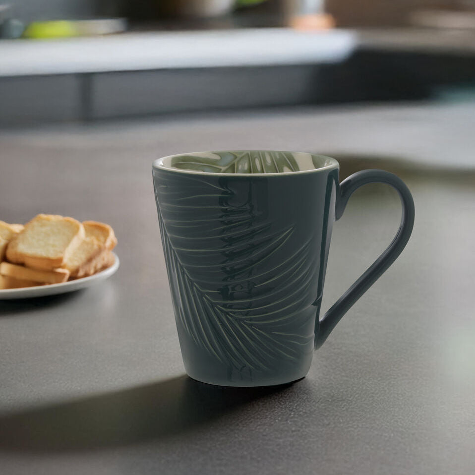 Dark Green Leaf Design Mug