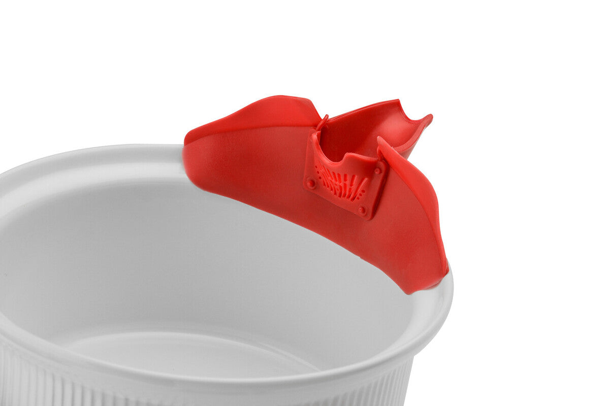 Red Grease Pouring Spout