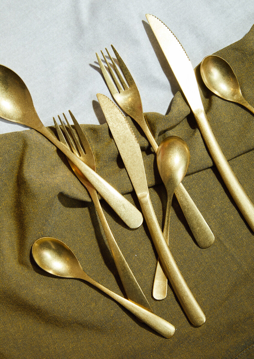 16 Piece Antique Gold Finish Cutlery Set