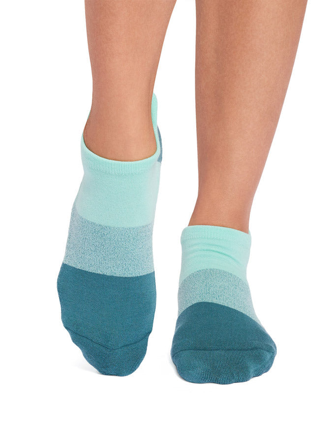 Tavi Savvy Grip Socks