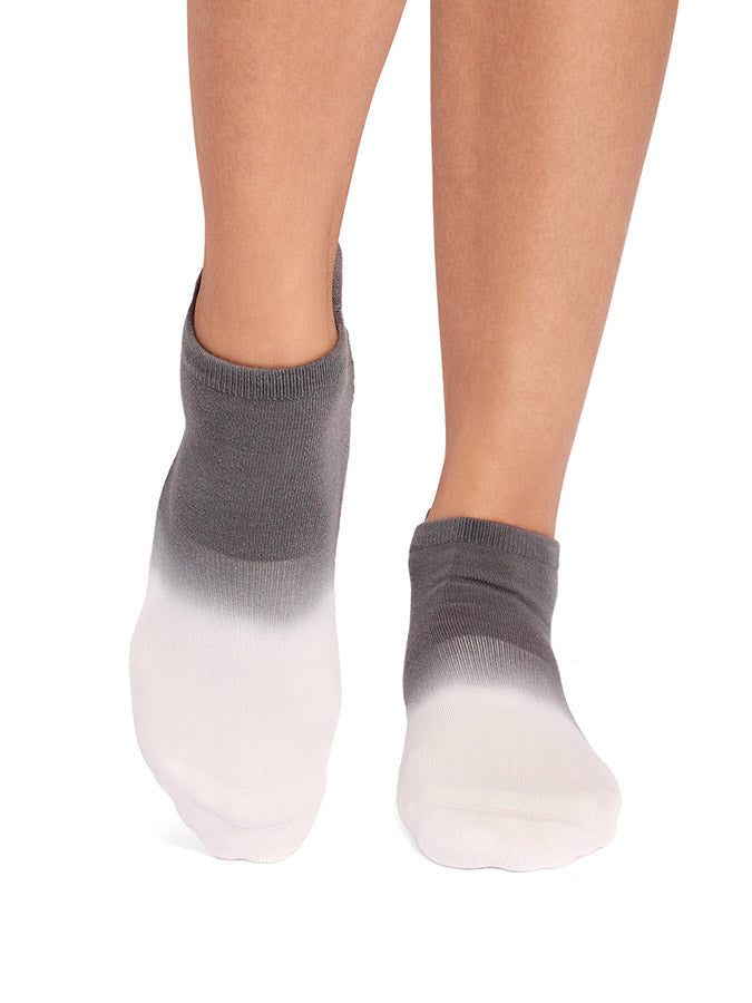 Tavi Savvy Grip Socks