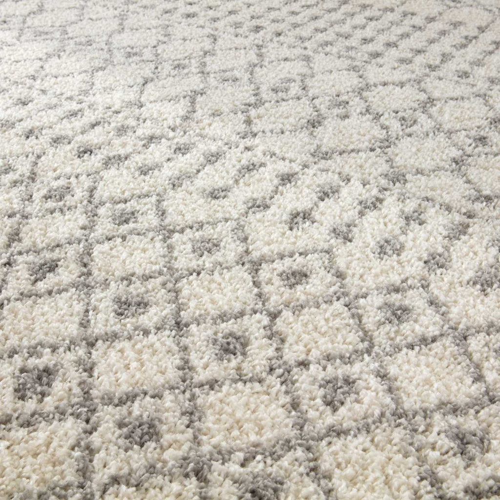 Moroccan Ivory Grey Shaggy Rug