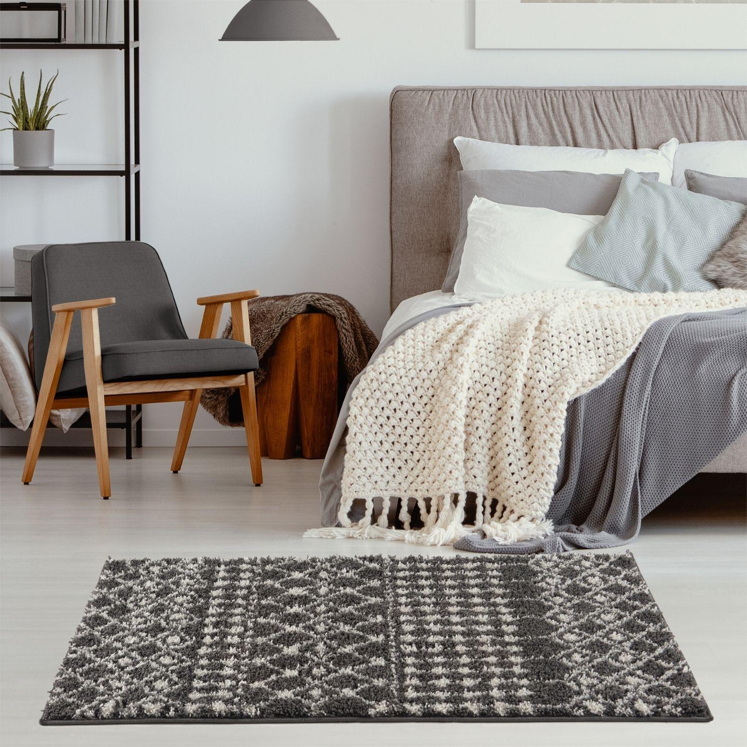 Moroccan Dark Grey Shaggy Rug