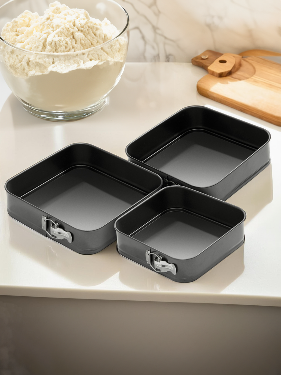 Set Of 3 Springform Square Cake Tins