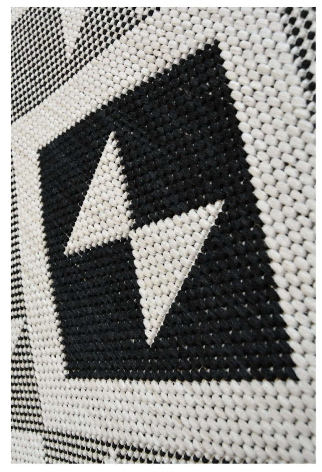 County Geo Chequer Indoor/Outdoor Rug