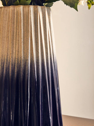Small Ombre Vase in Blue | Azul