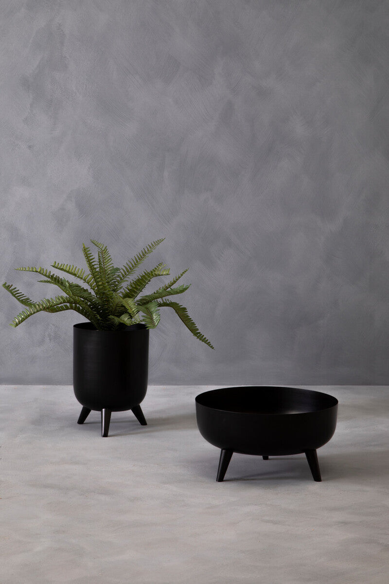 Black Planter