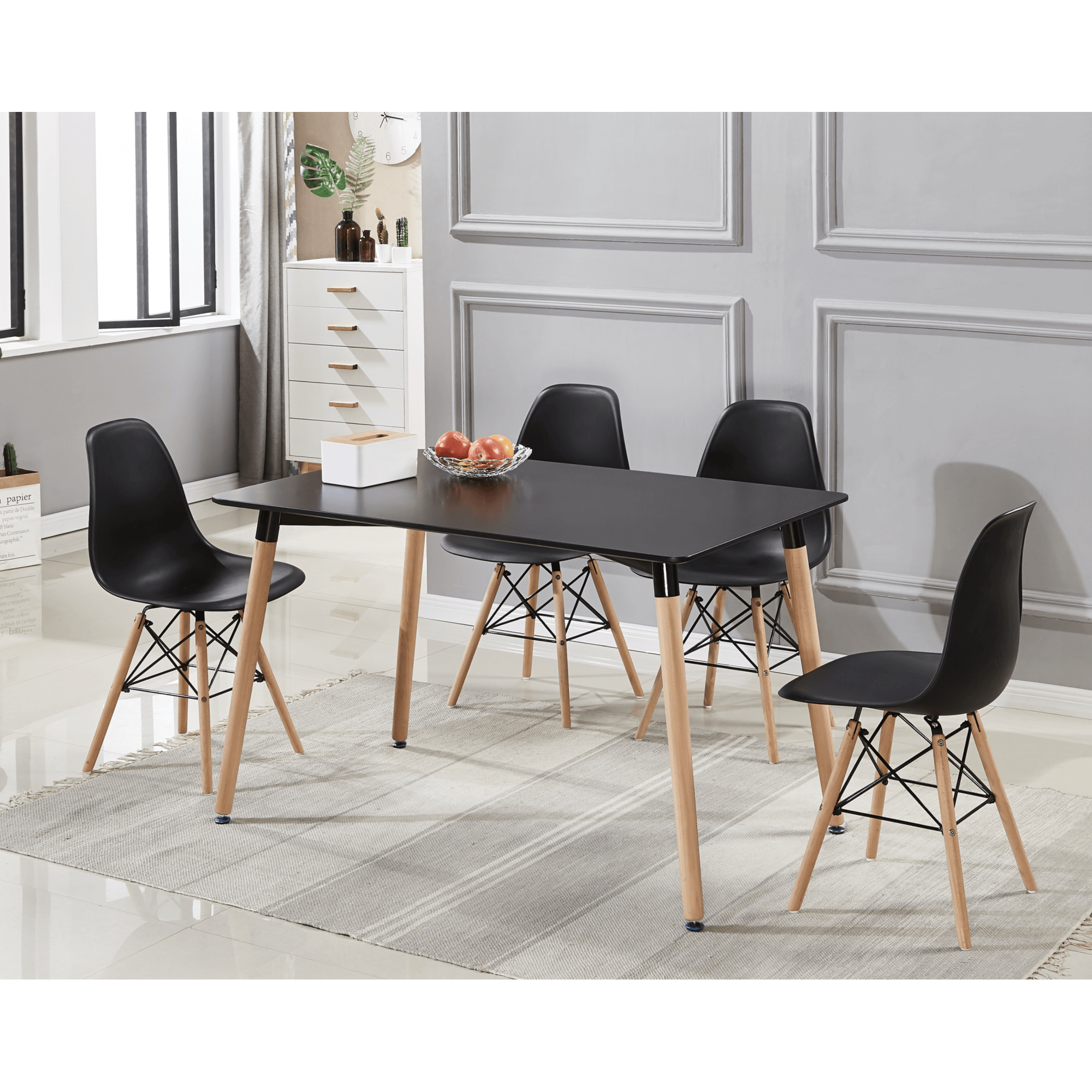 4 or 6 Seating Dining Table