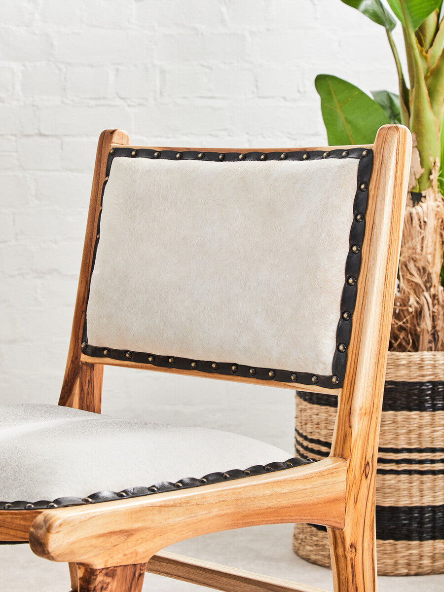 Black and Natural Seagrass Set of 2 Storage Baskets