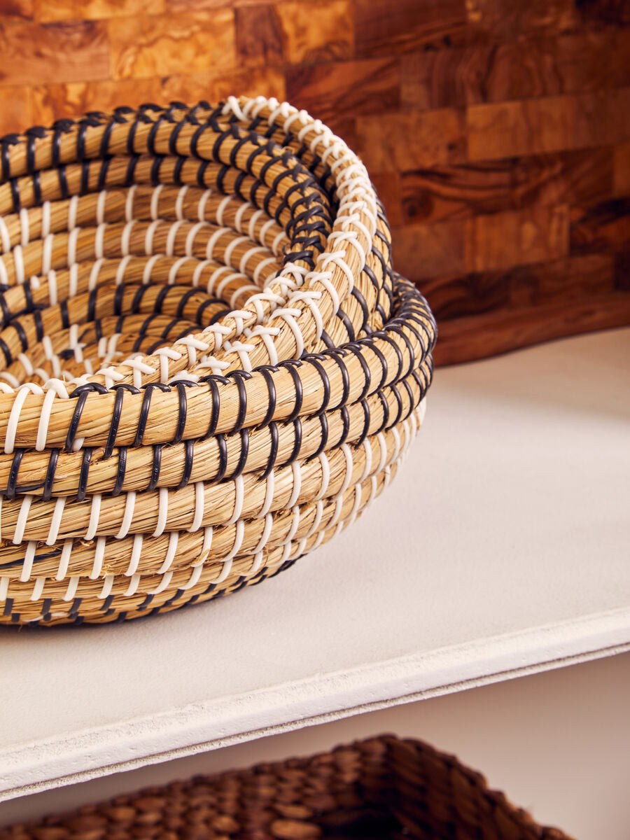 Set Of 3 Baskets With Black And White Detail