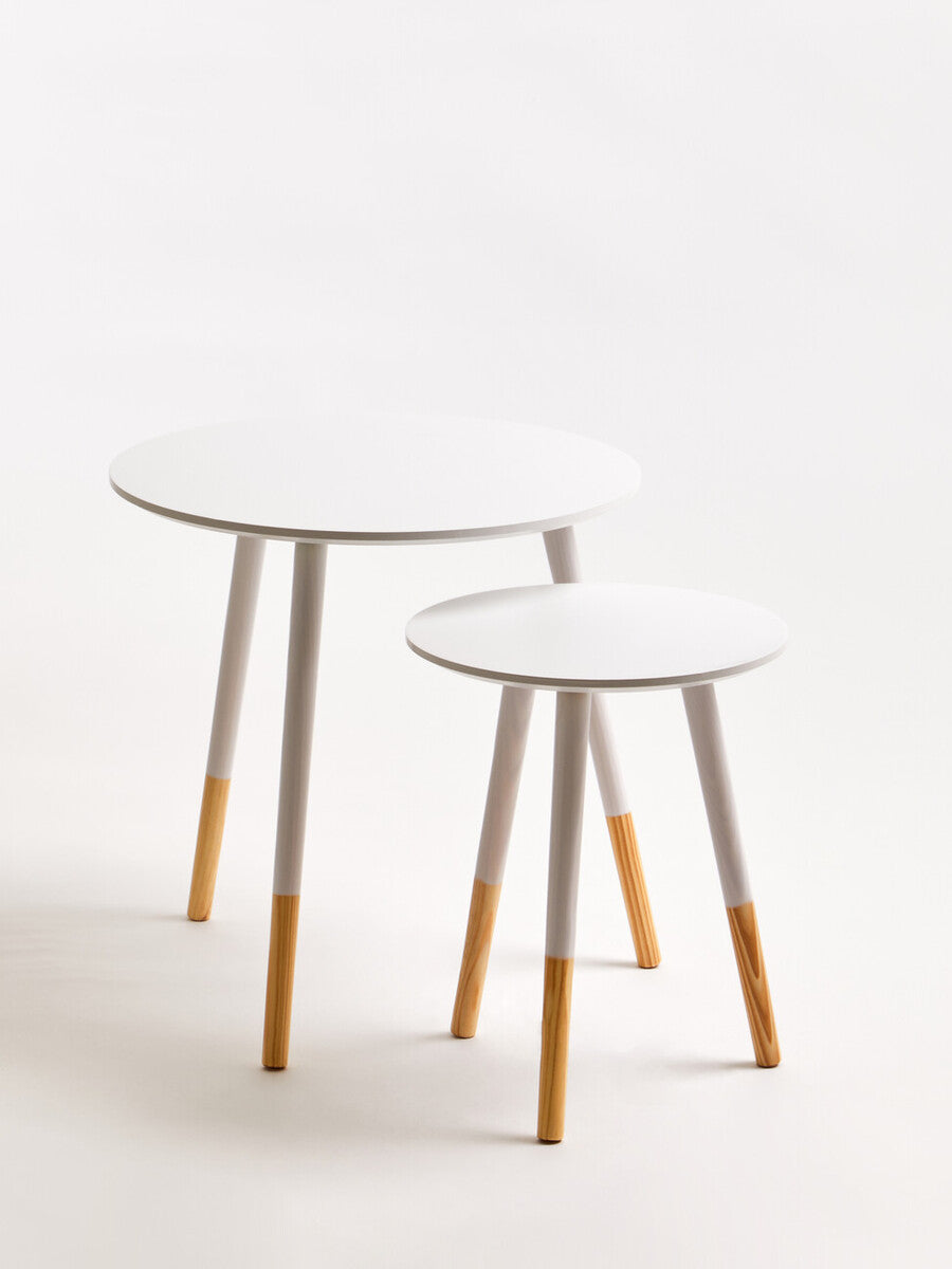 White Pine Wood Set of 2 Round Side Tables