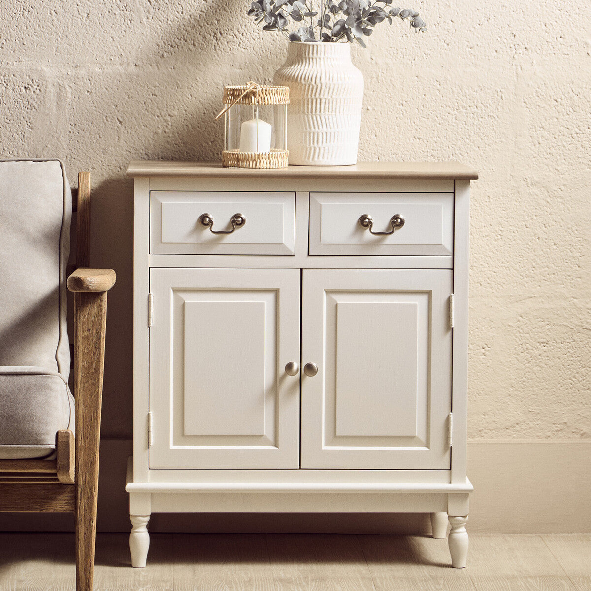 White Wooden 2 Door Sideboard with Drawers