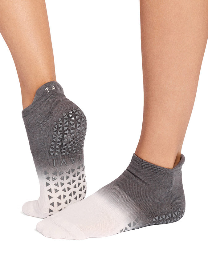Tavi Savvy Grip Socks