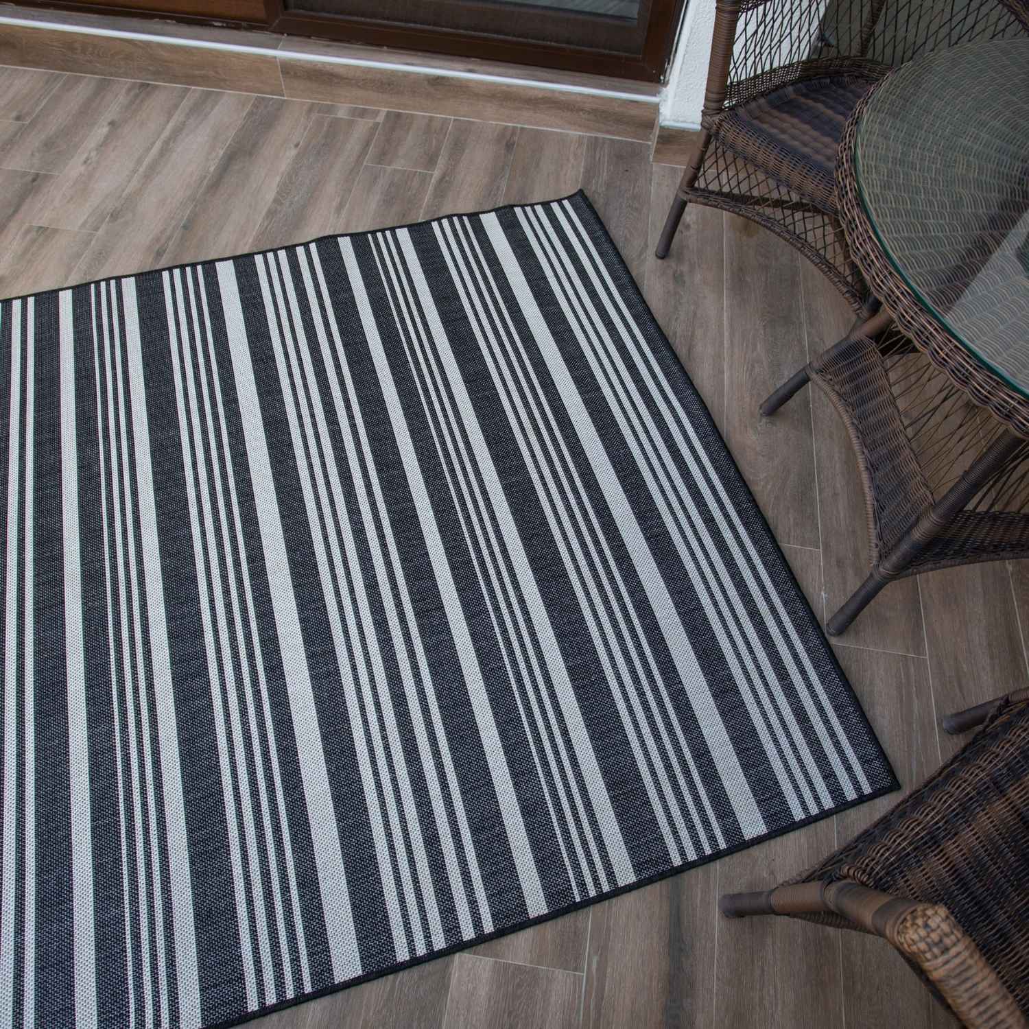 Ecology Outdoor Rug Black