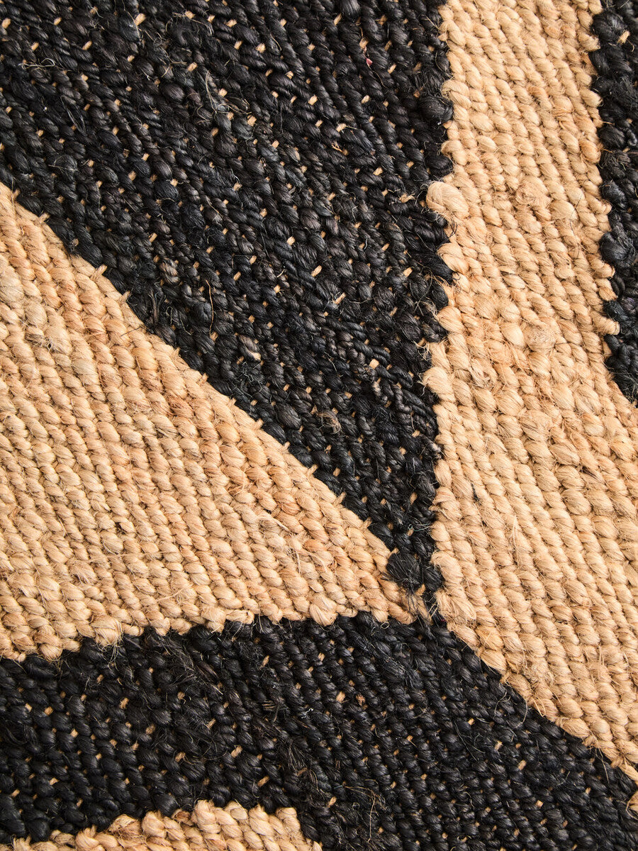 Large Black Wave Pattern Rug
