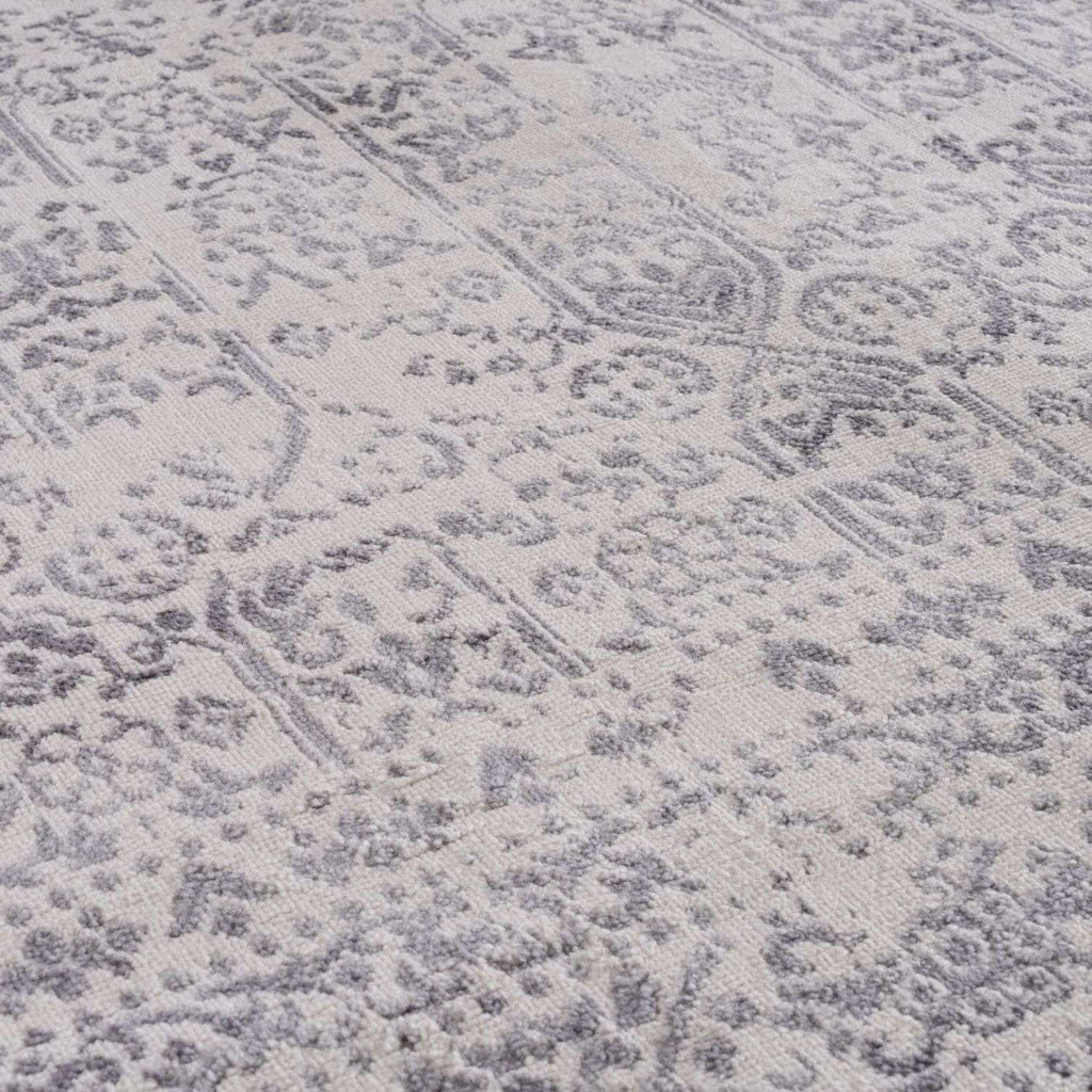 Cream Vintage Rug