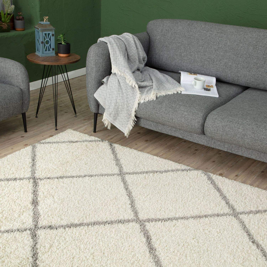 Ivory Trellis Shaggy Rug