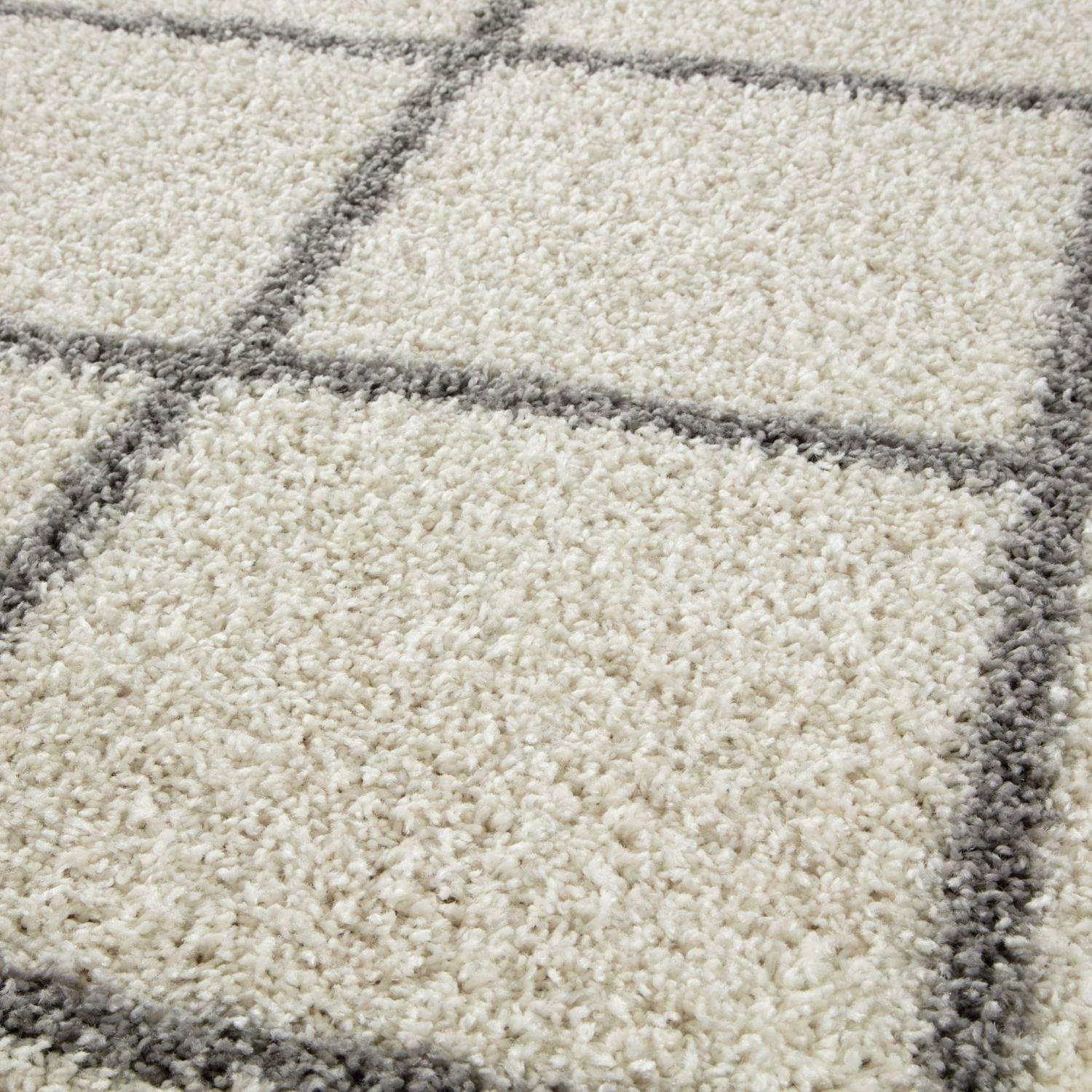 Ivory Trellis Shaggy Rug