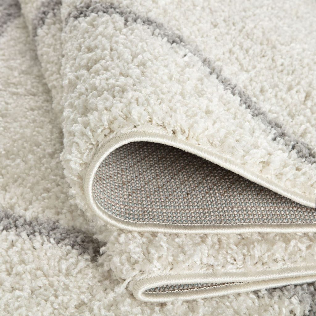 Ivory Trellis Shaggy Rug