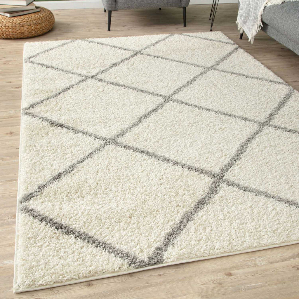 Ivory Trellis Shaggy Rug