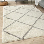 Ivory Trellis Shaggy Rug