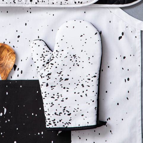 Black Splatter Single Oven Glove