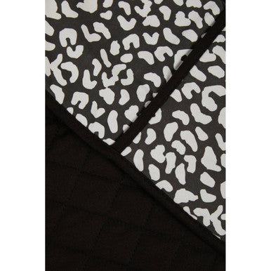 Black and White Double Oven Glove