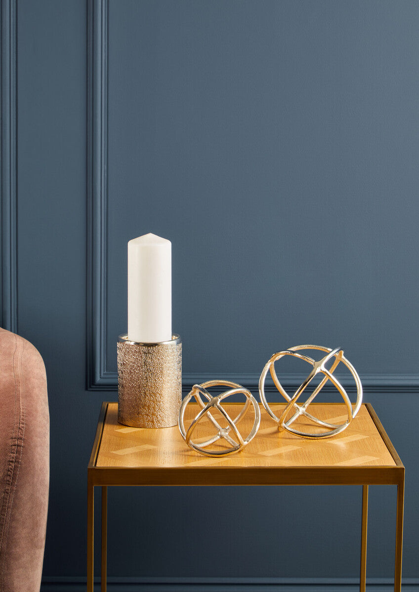 Set of Two Sculptures | Kensington Townhouse