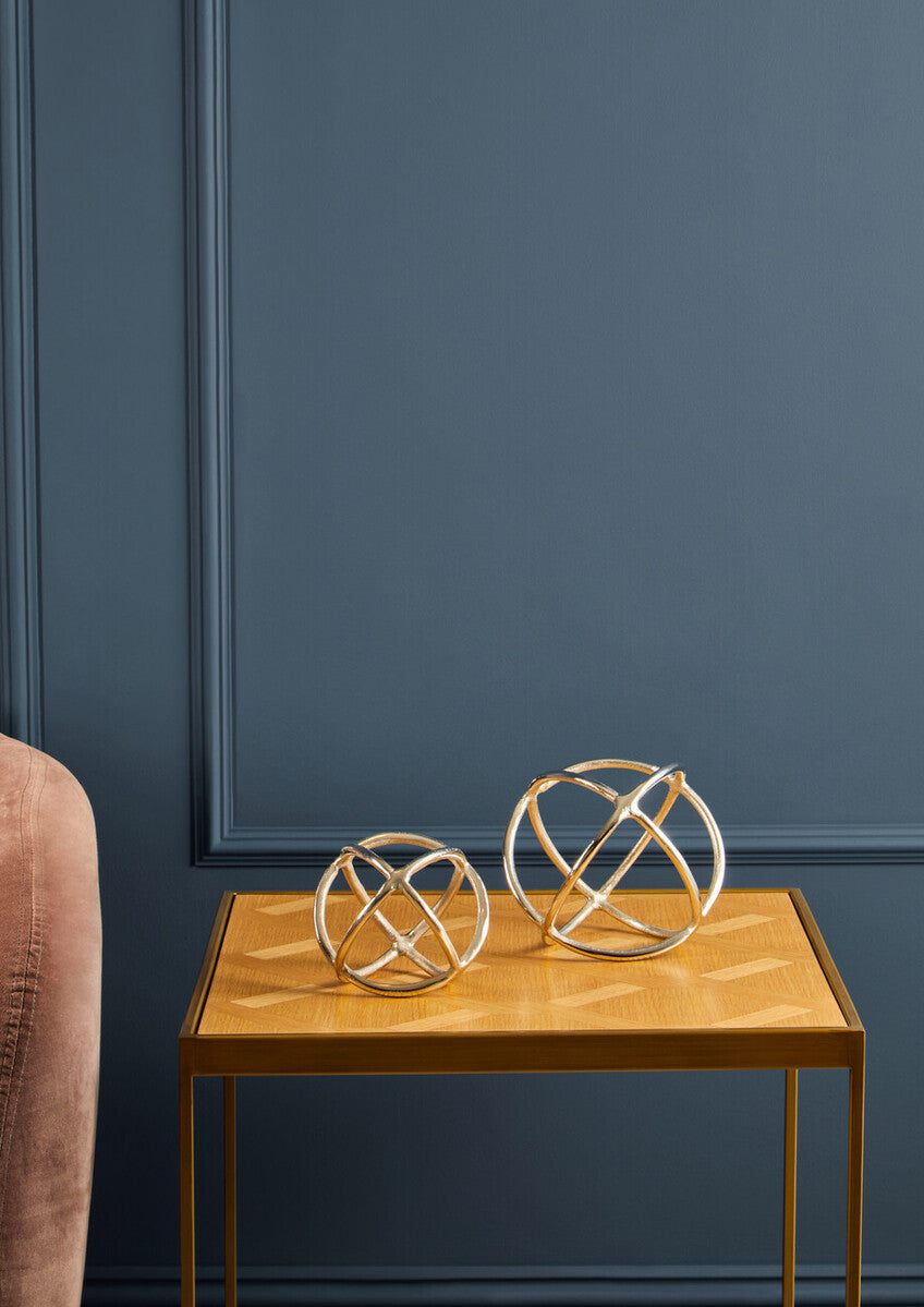 Set of Two Sculptures | Kensington Townhouse