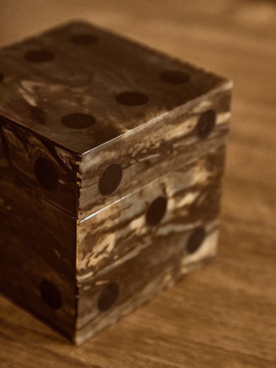 Brown and Black Finish Dice Box with Five Dice