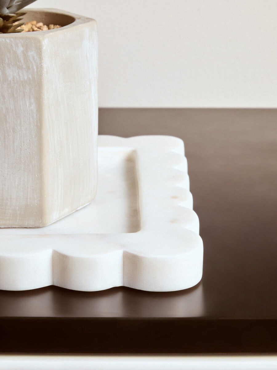 White Marble Square Small Tray with Scallop Edges