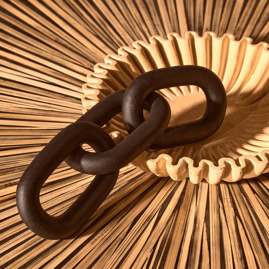 Black Wood 3 Link Chain Decor