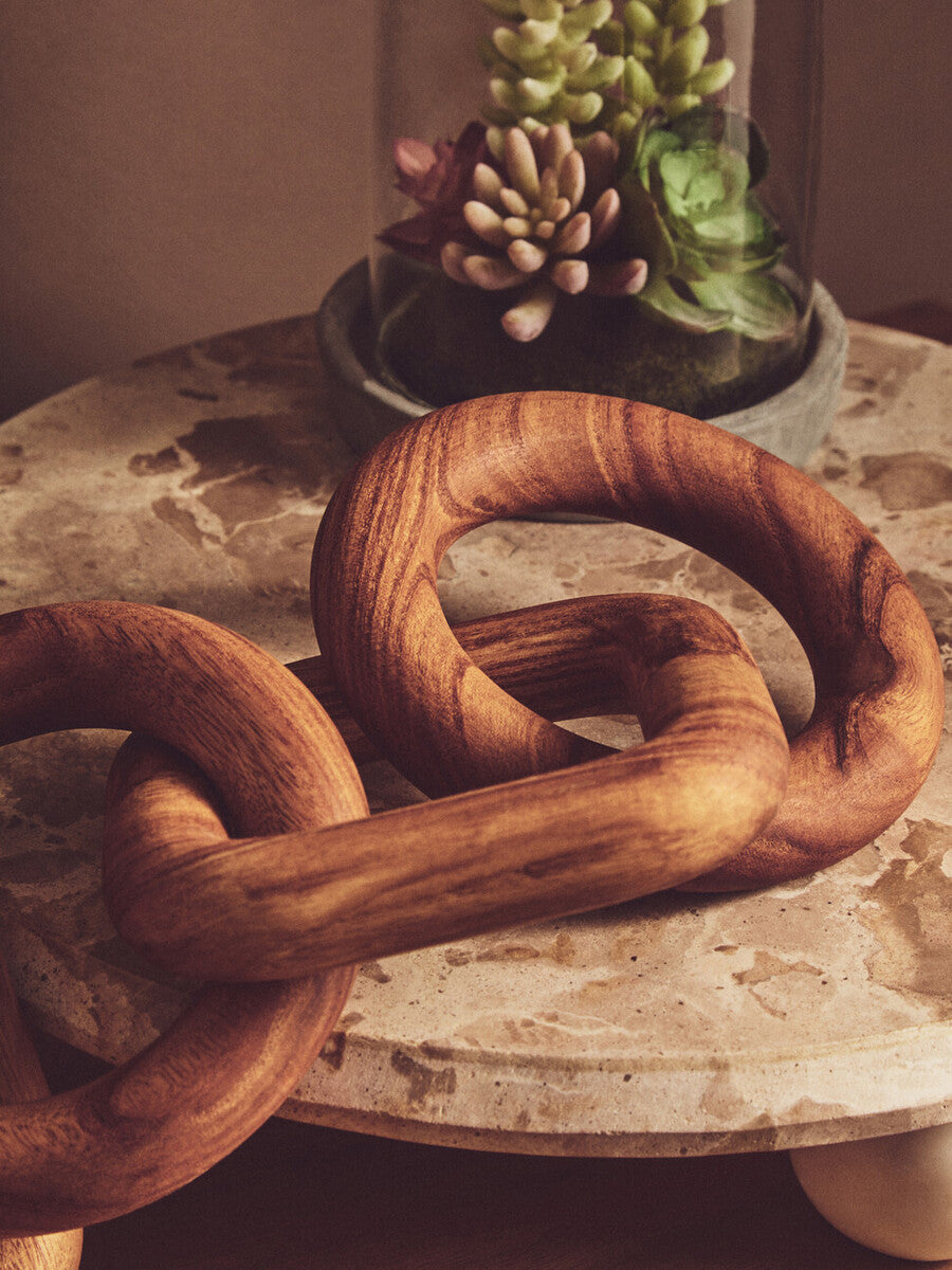 Brown Wood Five Link Table Decor Chain