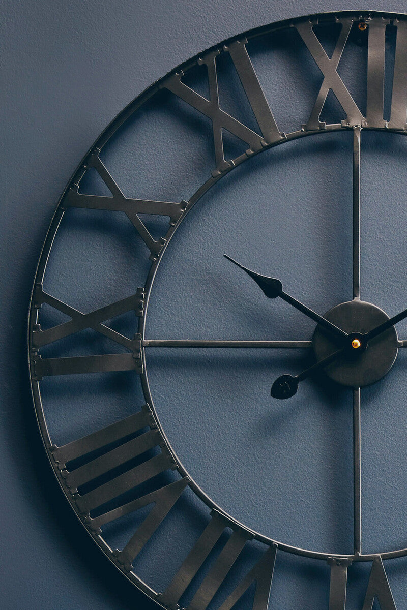 60cm Dia Black Metal Wall Clock