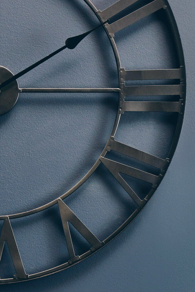 60cm Dia Black Metal Wall Clock