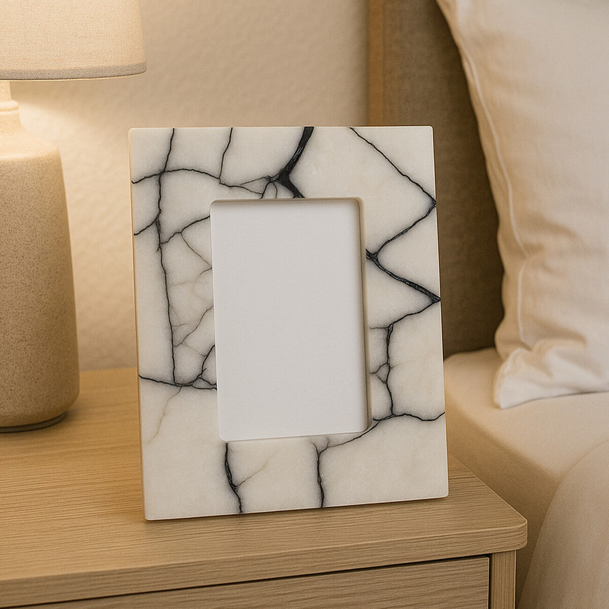 White and Black Marble 4 x 6 Small Photo Frame
