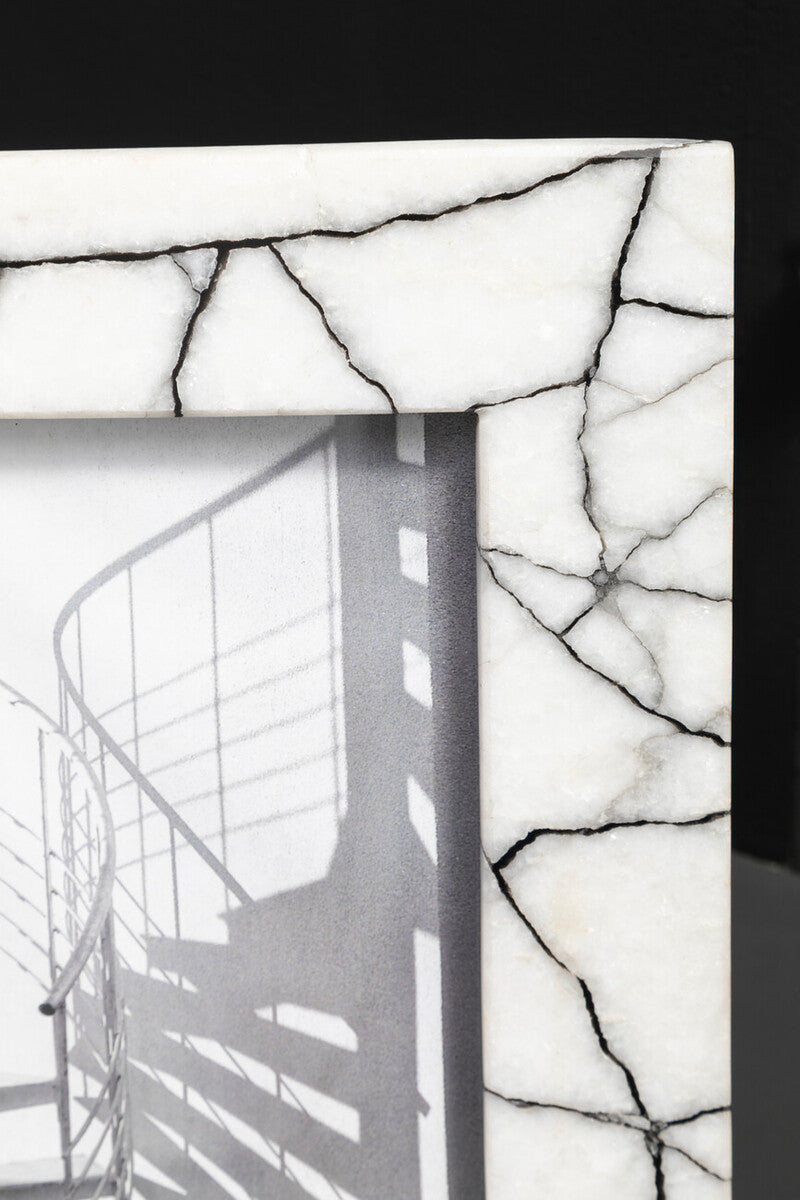 White and Black Marble 5In x 7In Large Photo Frame
