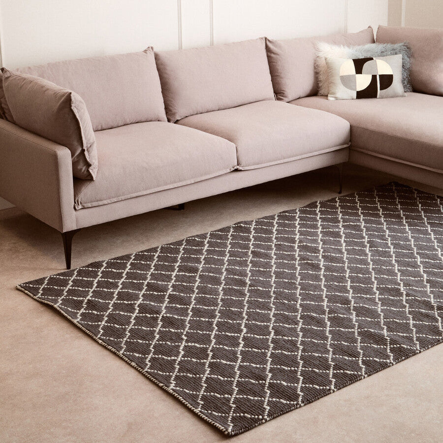 Large Diamond Lattice Rug