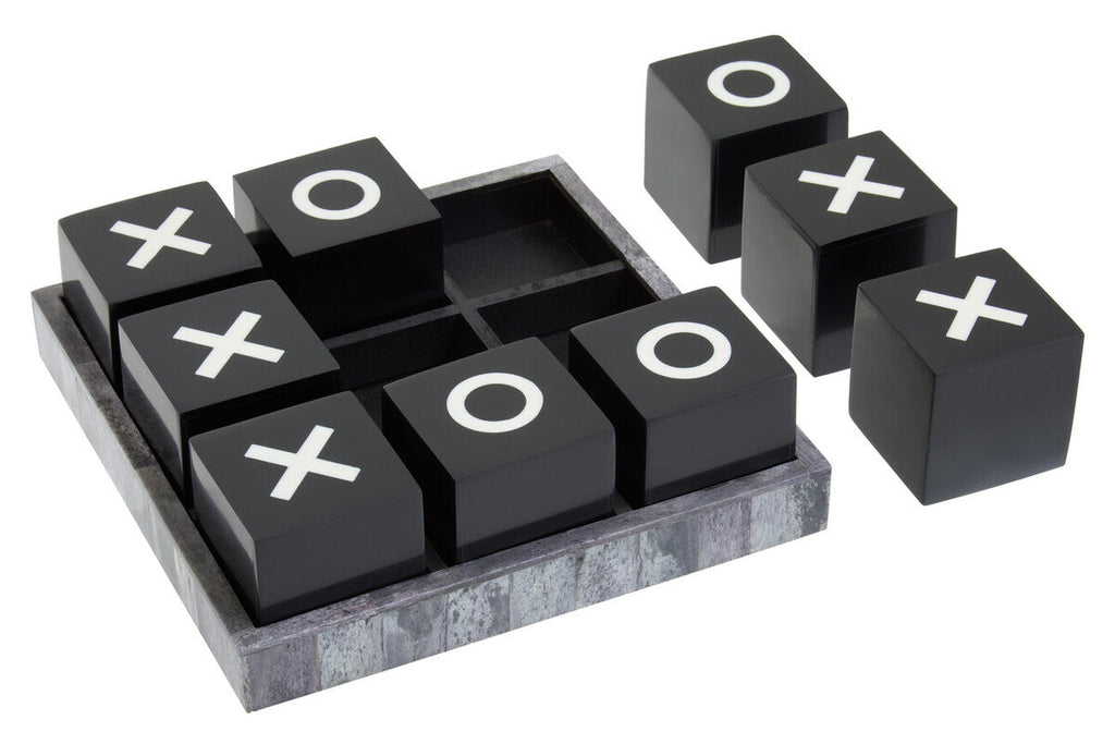 Black and White Noughts and Crosses