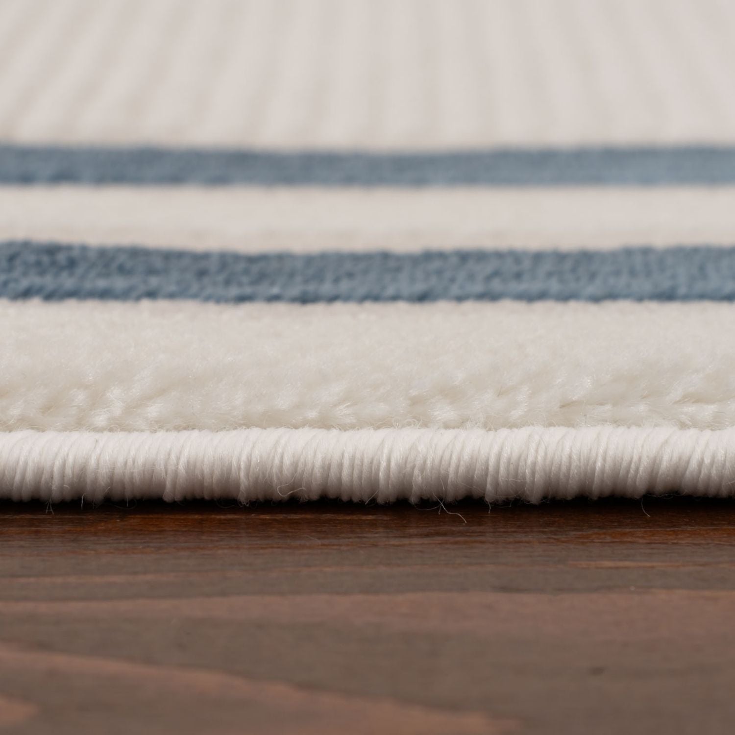 Carmel Cream-Blue Bordered Rug