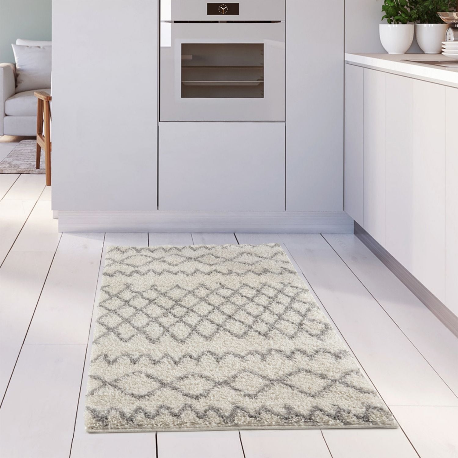 Moroccan Ivory Grey Shaggy Rug