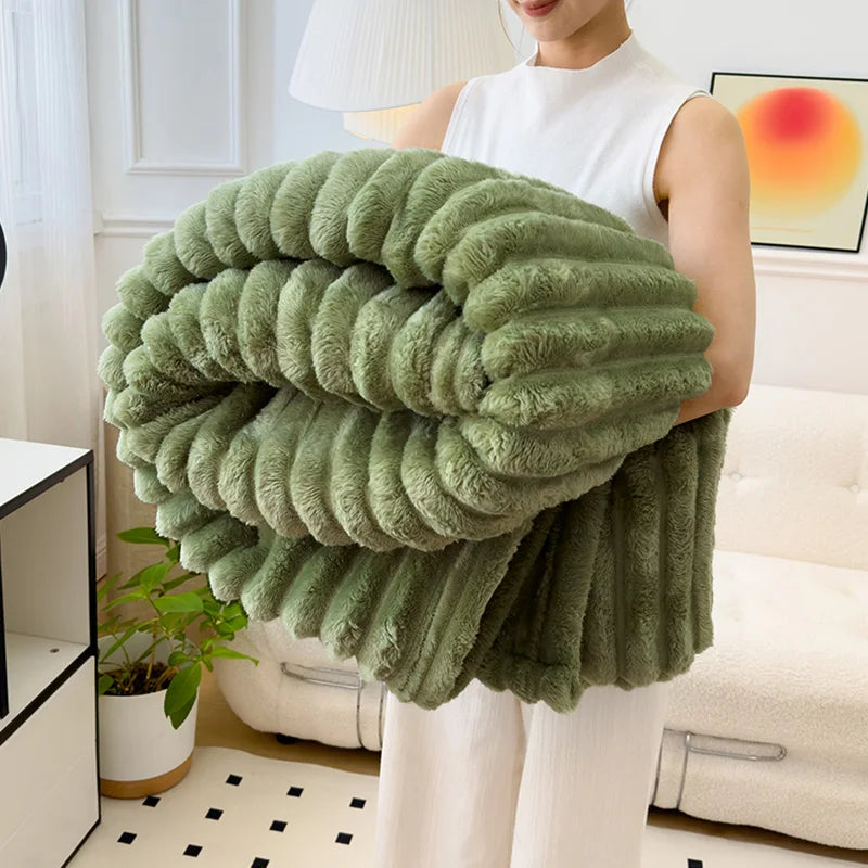 Bamboo Fibre Knitted Fleece Throw Blanket | 300GSM | All Seasons | Striped