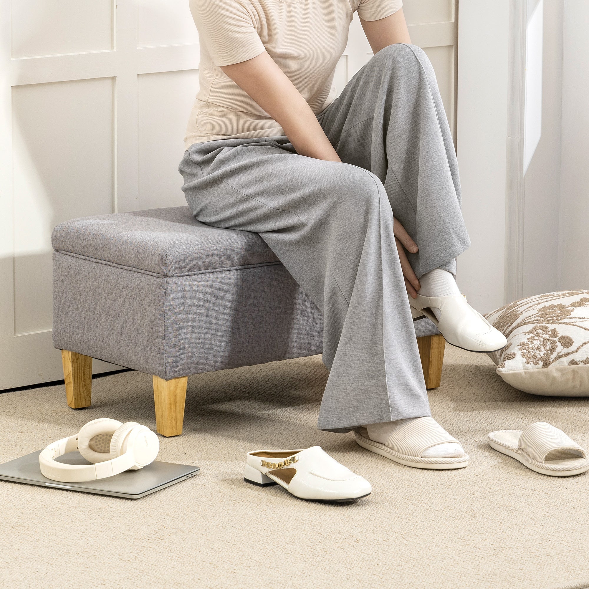 30L Linen Storage Ottoman Padded Footstool with Rubberwood Legs, Light Grey
