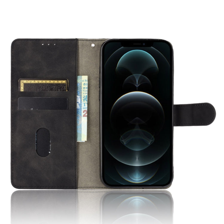 Case – Leather, Magnetic (iPhone 13 Pro Max)