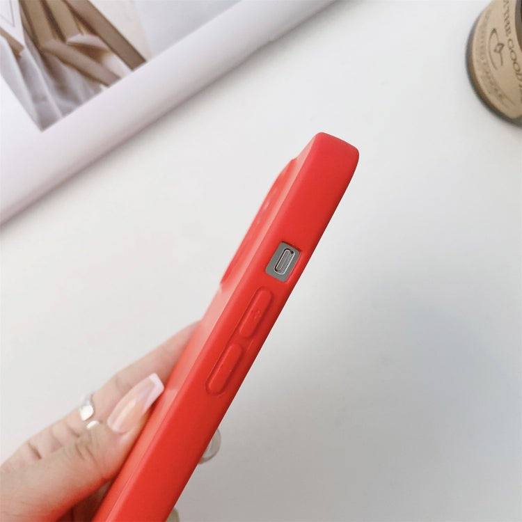 Protective Case – Silicone (iPhone 13)